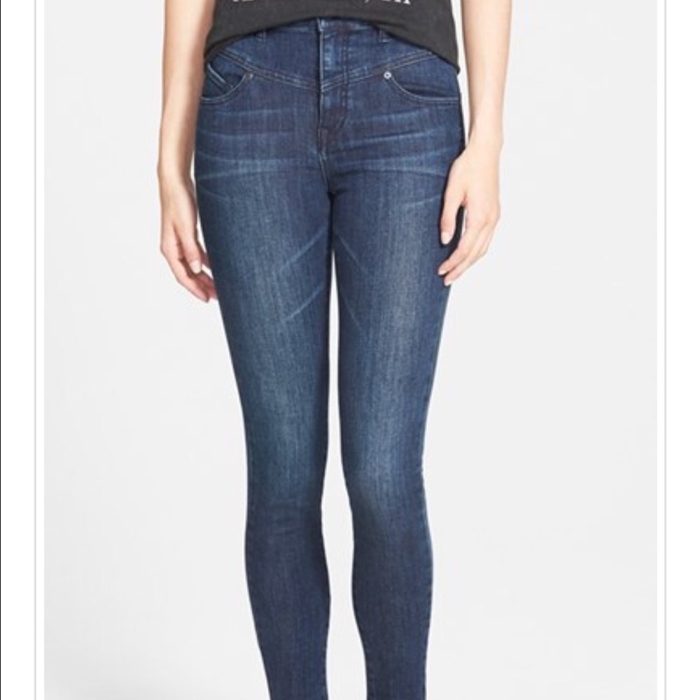 New Volcom Jeans hi rise skinny.